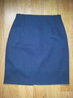 Отличные брючный и юбочный синие костюмы р.42-44