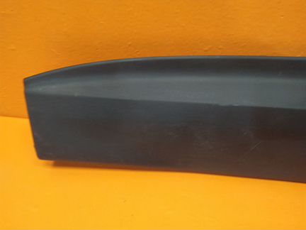 Молдинг двери передний левый Hyundai Grand Santa