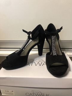 Туфли вечерние новые 38