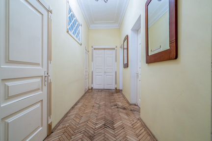 Комната 30 м² в 4-к, 2/9 эт.