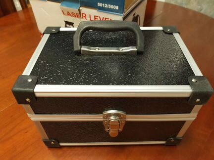 Лазерный построитель плоскостей