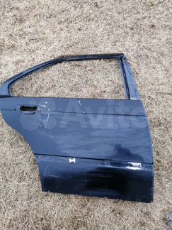 Бмв Е36 седан, задняя дверь правая