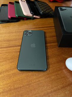 Телефон iPhone 11 pro max64