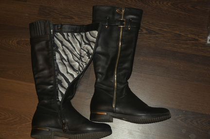 Сапоги женские осень - весна.Кожа