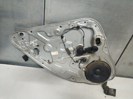 Стеклоподъемник задний левый Ford Focus 2