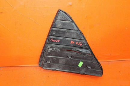 Заглушка бампера правая Ford Focus 3 2011-2015