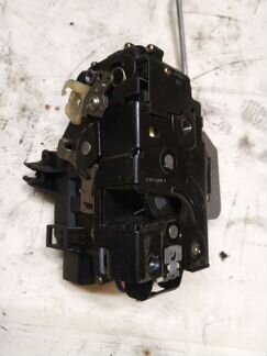 Замок перед. правый Ауди А4 Б6, А6 С5