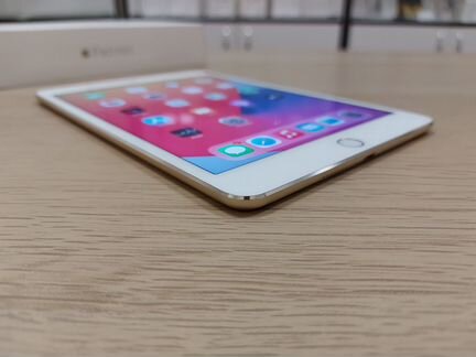 iPad Mini 4 Wi-Fi only Gold 16 GB (407)