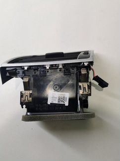 Дефлектор воздушный салона передний правый