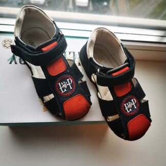 Кроссовки 26, Сандалии для мальчика 24