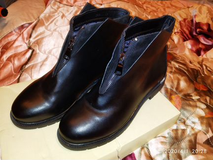 Ботинки 40