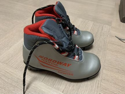 Лыжные ботинки детские