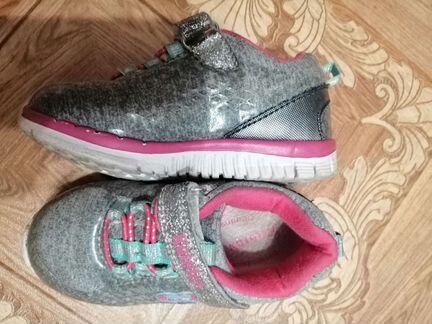 Кроссовки котофей