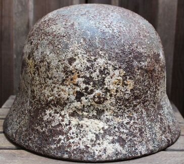 Каска Вермахт в зимнем перекрасе