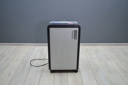Уничтожитель бумаг (шредер) Bulros 870C