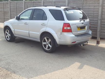 В разборе Kia Sorento 2009 года 3.5 бензин АКПП 4W