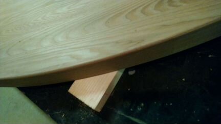 Столешницы овальная и круглая из массива ясеня