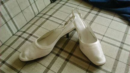 Босоножки кожа 38 размер