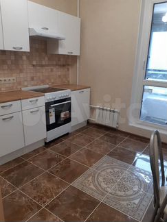 2-к квартира, 60 м², 7/17 эт.