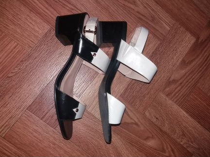 Босоножки Dino Ricci