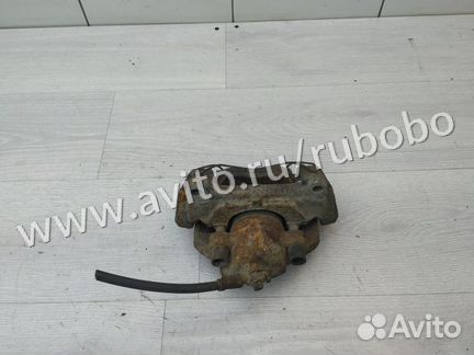 Суппорт передний правый 1K0615124E VW Passat (B6)