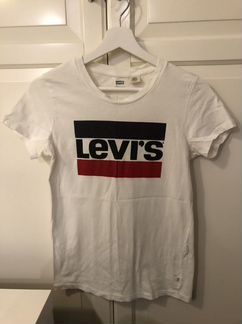 Футболка levis