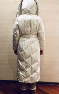 Пуховик женский длинный белый (46-48)