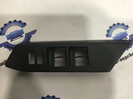 Накладка блока стеклоподъемника П.П. Mazda CX-5 KE