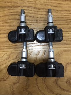 Датчик давления шин А0009057200 Mercedes-Benz