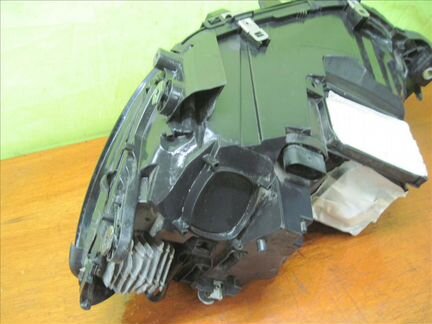 Фара Mercedes W166 W292 Мерседес в166 х166