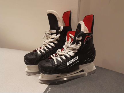 Коньки хоккейные Bauer vapor 5r