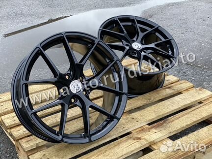 HRE R17 5-100 чёрный глянец для Subaru