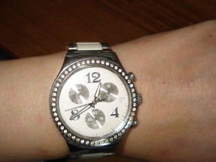 Часы swatch dreamwhite