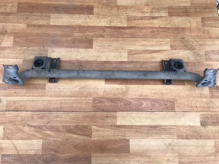 Поперечина переднего усилителя Mercedes X166 W166