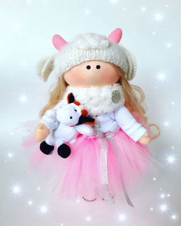 Новогодняя Коровка-интерьерная кукла ручной работы