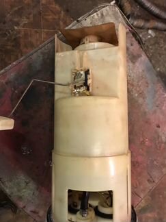 Топливный насос 93-97 Dodge Intrepid 1