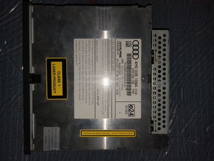 CD-чейнджер на Audi A8 D4/4H 2012г