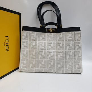Новая женская сумка Fendi Peekaboo X-Tote белая
