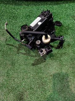 Компрессор пневмоподвески на Мерседес-W211,W219