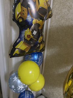 Шарики остались со дня рождения. Цифры 3,5,0 и 2 ф