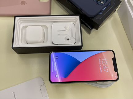 iPhone 11 pro max 256 silver