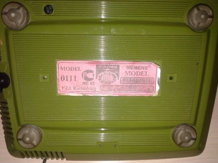 Телефон кнопочный